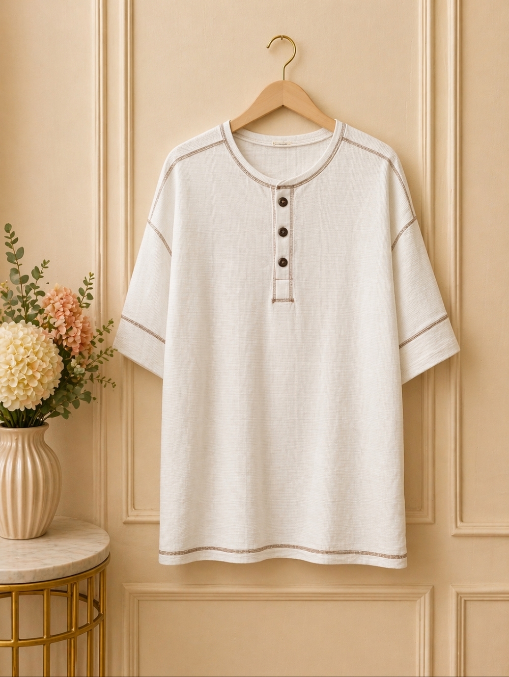 NWOT easel Large White Short-Sleeve Henley Tee with Contrast Stitching